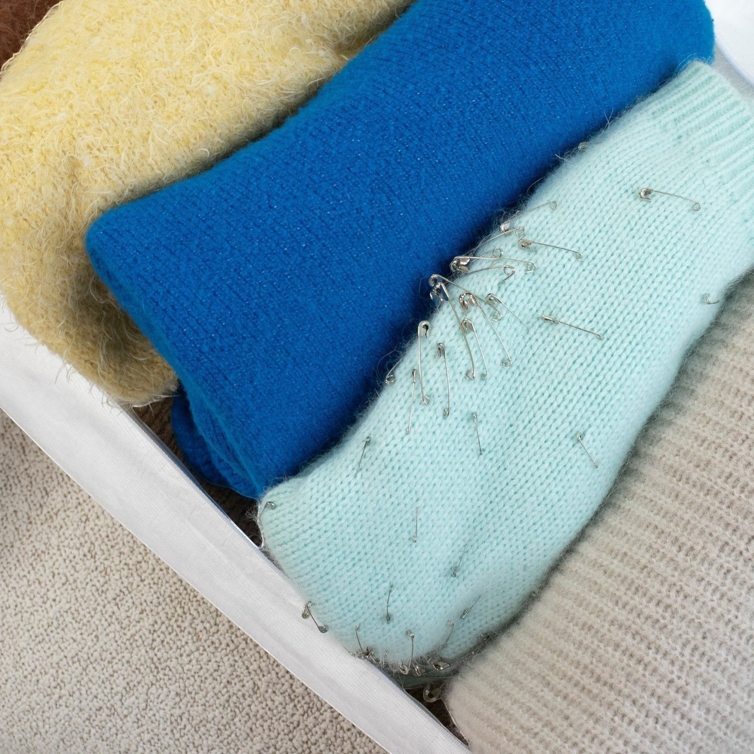 Kept Store large knitwear storage bag in white, museum-grade protection for cashmere and wool.